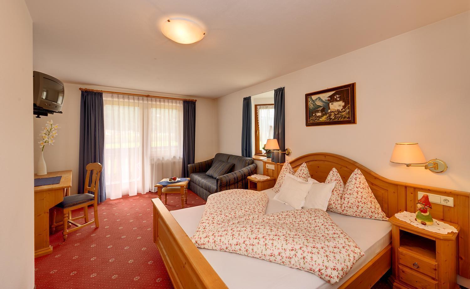 Hotel Tyrol Planca di Sopra Exteriör bild